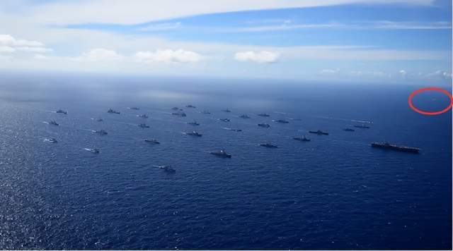 皇冠信用网出租代理_美国纪录片：看到中国815舰一过来皇冠信用网出租代理，吓的美军全舰禁用手机和蓝牙