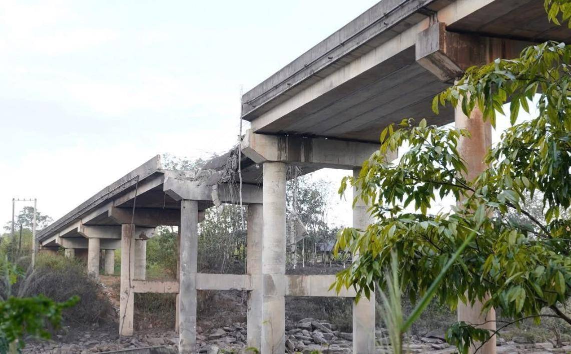 皇冠信用网登3代理_炸大桥皇冠信用网登3代理，炸赌场，F-16突防红旗12，泰国拒绝停火，跟特朗普唱反调