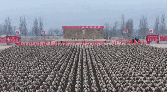 新2网_美军抓走马杜罗新2网，24小时内解放军全军演训，特朗普“后院起火”